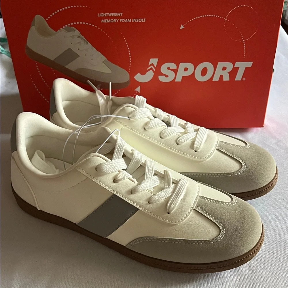 J Sport Women's Cecily Sneakers Size‎ 8.5